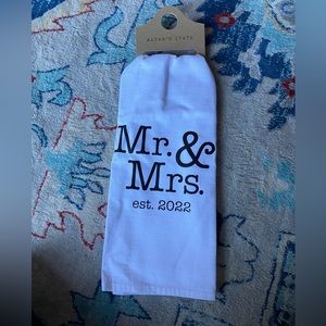 Mr & Mrs 2022 towel